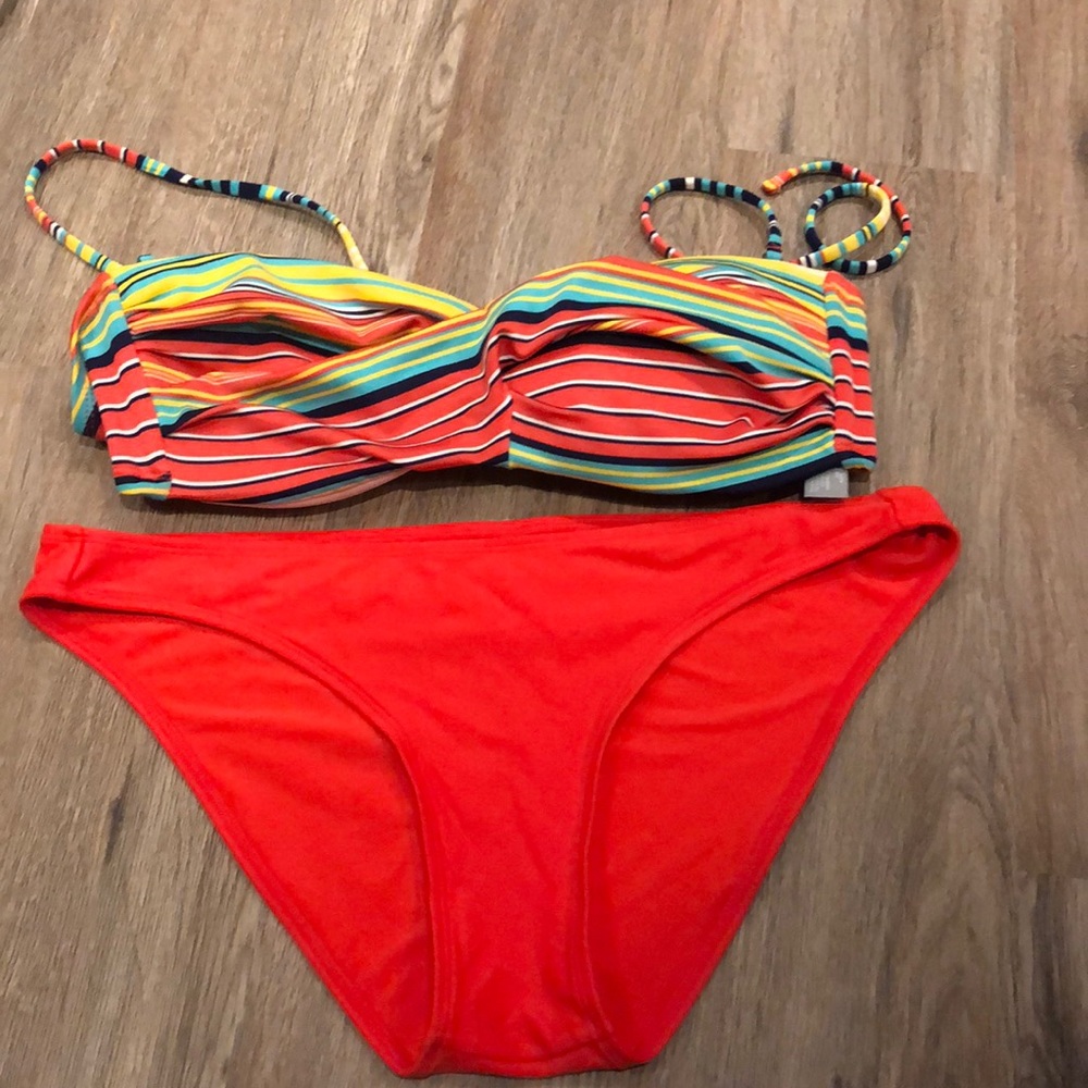 2 piece bathing suit